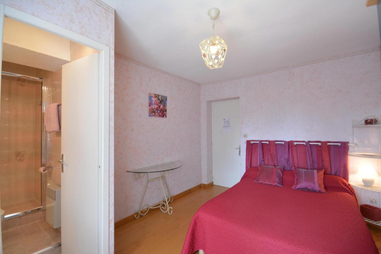 Chambre D'Hotes Au Vieux Chene Grillon Bagian luar foto