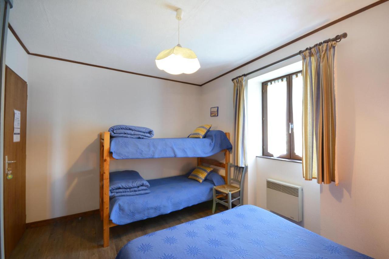 Chambre D'Hotes Au Vieux Chene Grillon Bagian luar foto